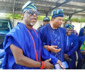 Oluomo-Elemo Aga of Ikirunland, High Chief Bamidele Onifade and his friend 